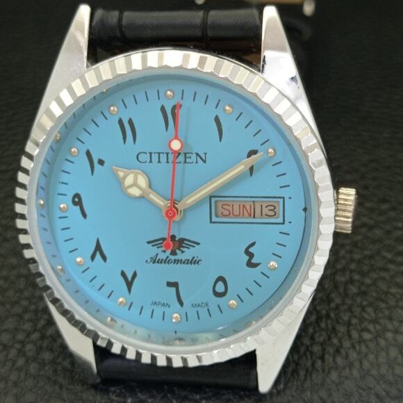 Vintage 1992 Arabic Citizen Automatic Mens Silver Watch W/daydate & Blue accents - Picture 3 of 9